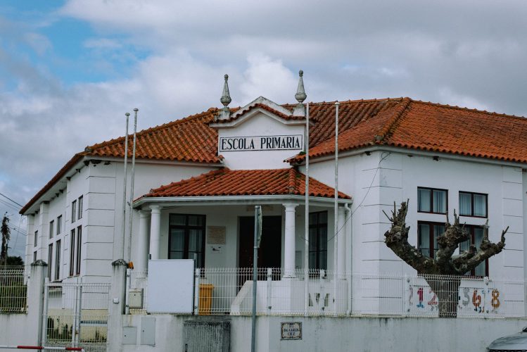 escola primaria carvalhais