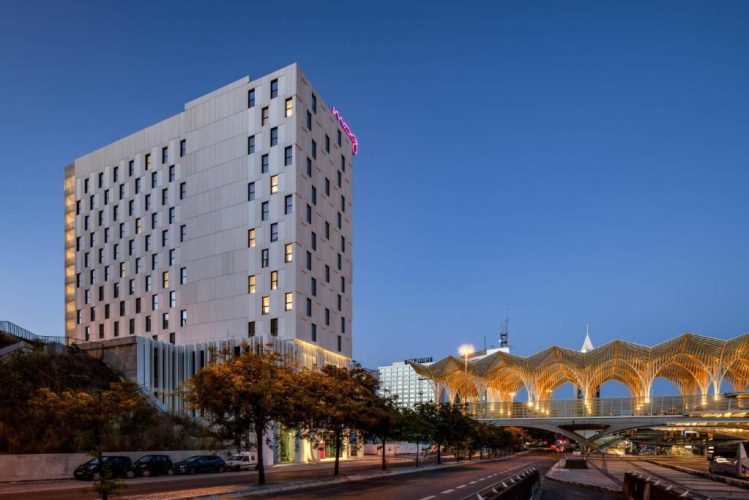 hotel moxy
